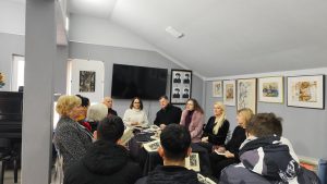 Read more about the article ПРОМОЦИЈА НА КНИГАТА „ДРВОТО ШТО ГЛЕДА: ПОЕЗИЈА ИНСПИРИРАНА ОД ДЕЛАТА НА РАНКО СТРУМЕНИКОВСКИ“