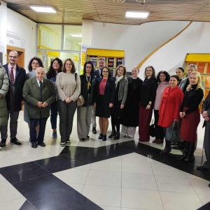 МНД со изложба на книги по повод Меѓународниот ден на науката