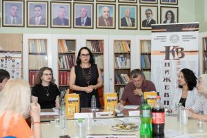 Read more about the article ПРОМОЦИЈА НА „СОВРЕМЕНИ ДИЈАЛОЗИ“ И ТРКАЛЕЗНА МАСА „КНИЖЕВНОСТА И ВЕШТАЧКАТА ИНТЕЛИГЕНЦИЈА“ ВО РАМКИ НА МЕЃУНАРОДНИОТ ФЕСТИВАЛ „КНИЖЕВНИ ВЕРТИКАЛИ“ ВО ОРГАНИЗАЦИЈА НА МНД, БИТФЕСТ 2026